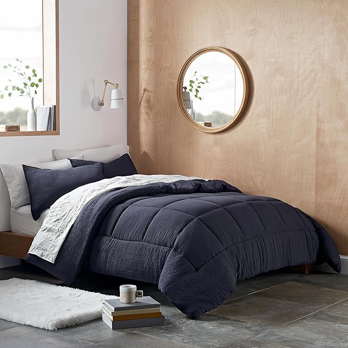 UGG Full/Queen Comforter Set with 2 Pillow Shams, Lightweight Down Alternative Blanket, Reversible Cozy Warm All Season Washable, Hypoallergenic Bedding Set, Navy Blue (Leonora)