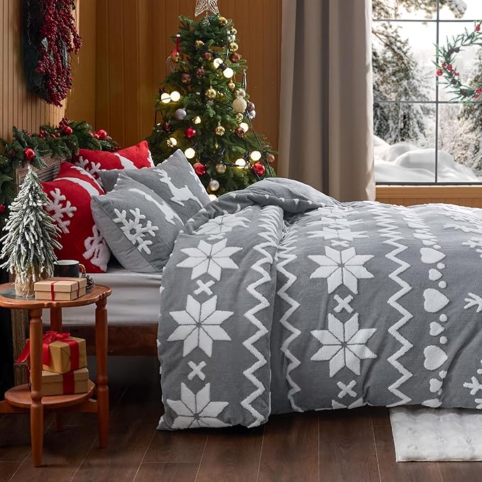 Bedsure Fluffy Christmas Duvet Cover Set - Ultra Soft Plush Shaggy Comforter Cover Queen Size, Warm Flannel Fleece Bed Sets for Winter, 3 Pieces, Reindeer Pattern, Grey