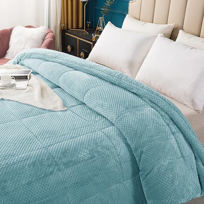 KASENTEX Super Ultra Soft Luxury Plush Sherpa Comforter Queen Size, Cozy Reversible Faux Fur Machine Washable Bedding, Cloud Blue