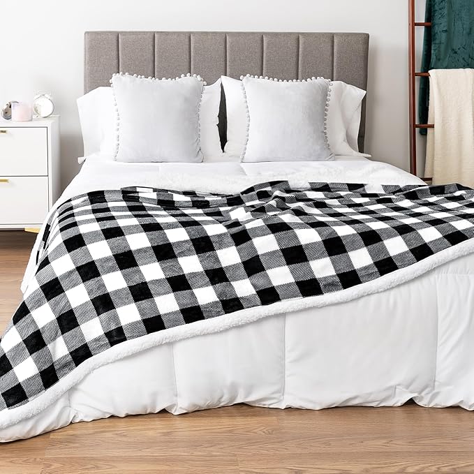 PAVILIA Black and White Buffalo Plaid Sherpa Throw Blanket for Couch, Plush Checkered Fleece Blanket and Throws, Soft Fuzzy Flannel Blanket for Sofa Bed, Warm Cozy Winter Blanket Gift, 50x60