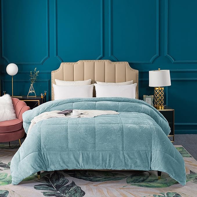 KASENTEX Super Ultra Soft Luxury Plush Sherpa Comforter, Cozy Reversible Faux Fur Machine Washable Bedding, Cloud Blue, Twin/Twin XL Size