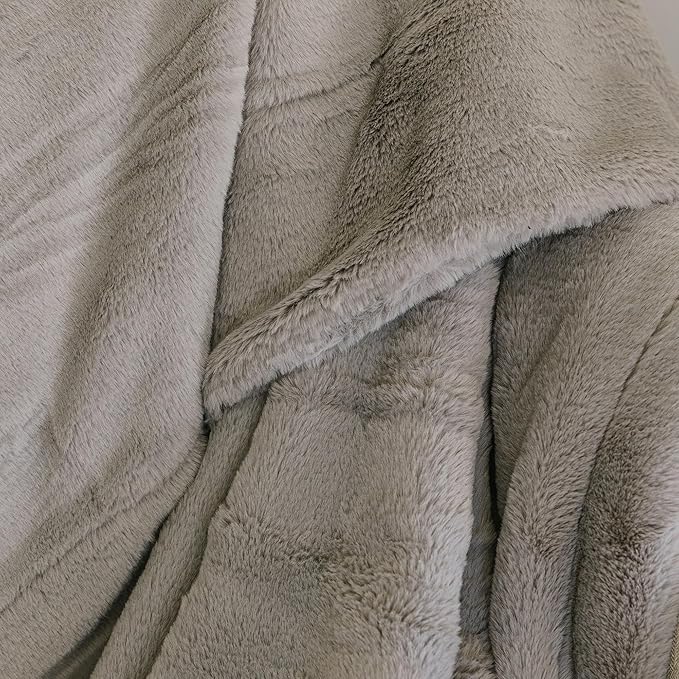 Minky Designs Ash Gray Minky Blanket – Ultra Soft Faux Fur Throw Blanket for Couch, Bed & Home – Fluffy, Warm & Luxurious – Posh Collection (X-Large, 60x84)