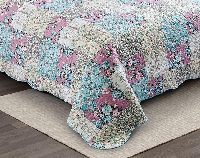 Brilliant Sunshine Lilac Rose Toile Quilt Set, 3-Piece Bedding Sets, Traditional Lively Patchwork Design, Washable, Reversible Bedspread, Soft Lightweight Coverlet, All-Season, King/Cal King, Egg Blue