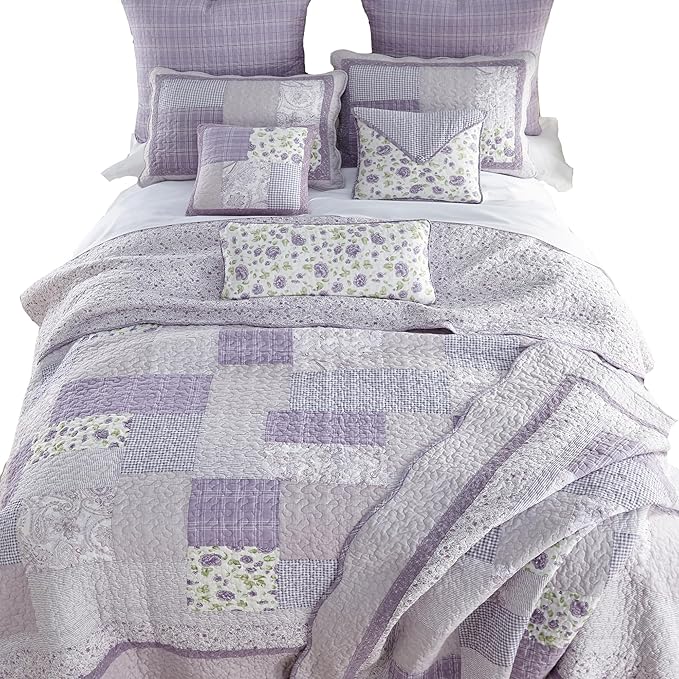 Donna Sharp King Quilt - Lavender Rose Cotton Contemporary Quilt with Patchwork Pattern - Machine Washable