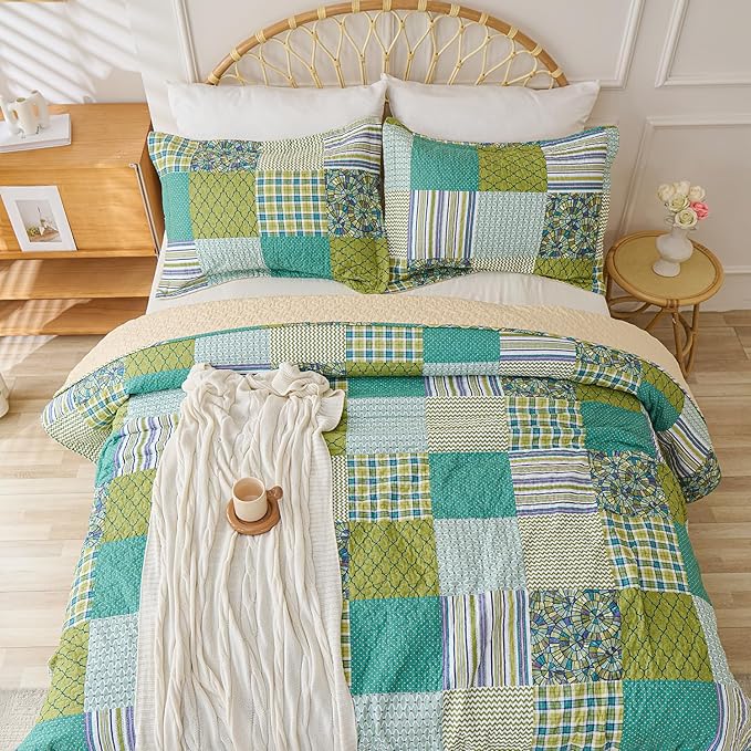 Cmfshape Quilt Sets Bedspread Set 100% Cotton Green Plaid Patchwork Bedding Set, All Season Use Lightweight Reversible Coverlet Quilts with 2 Pillow Shams(Queen 90"x96")