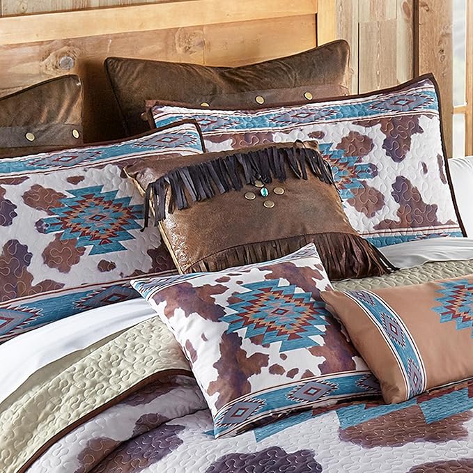 BLACK FOREST DECOR Aztec Cowhide King Quilt Set - Lightweight, Southwest Style Bedding with Cowhide and Geometric Patterns, Includes Quilt and Shams, Machine Washable