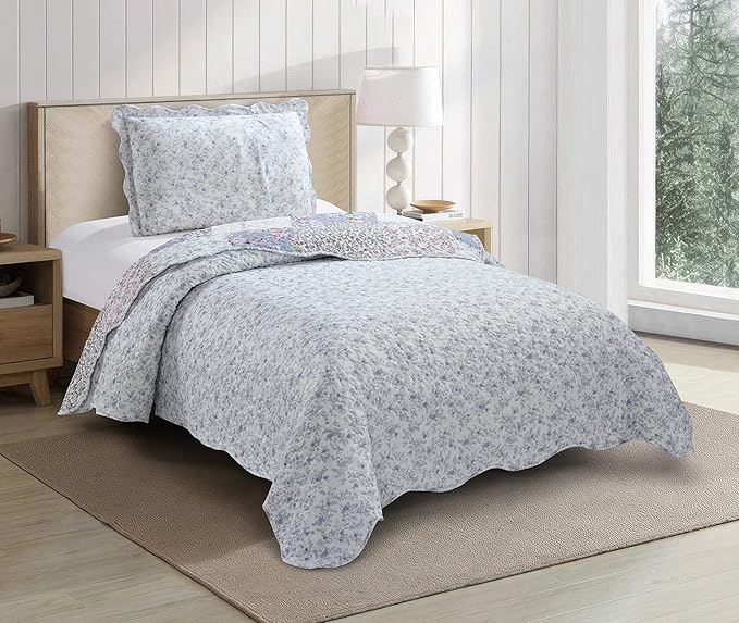 Brilliant Sunshine Roses Toile Quilt Set, 2-Piece Bedding Sets, Traditional Lively Patchwork Design, Washable and Reversible Bedspread, Soft Lightweight Coverlet, All-Season, Twin/Twin XL, Blue Pink