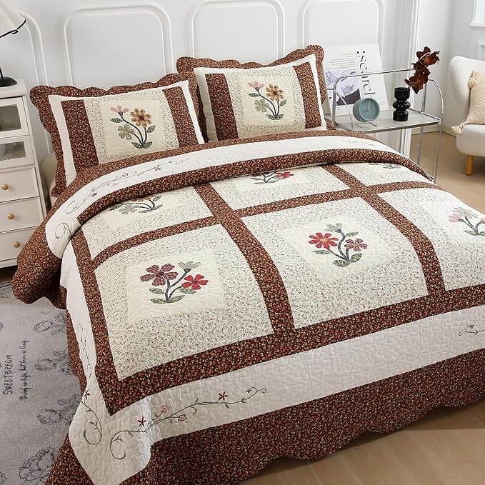 vctops 3 Piece Embroidered Floral Quilted Bedspread Quilt Set 100% Cotton Reversible Patchwork Coverlet Set 1 Quilt and 2 Pillow Shams (Coffee,Queen)