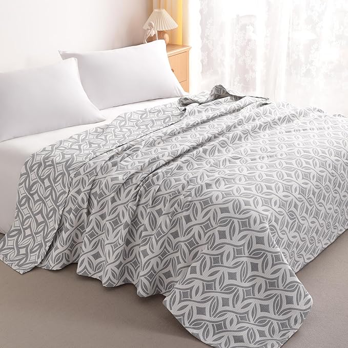NTBAY 3 Layers Cotton Muslin 106x92 King Bed Blanket, Super Soft Breathable Thermal Yarn Dyed Quilt for Adults, Perfect Lightweight Blanket for Couch Sofa Bed All Seasons, Grey Twisted Line