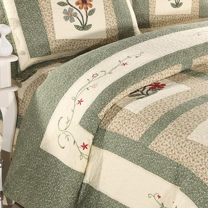 vctops Farmhouse Green 3 Piece Embroidered Floral Quilted Bedspread Quilt Set 100% Cotton Reversible Patchwork Coverlet Set 1 Quilt and 2 Pillow Shams (Green,King)