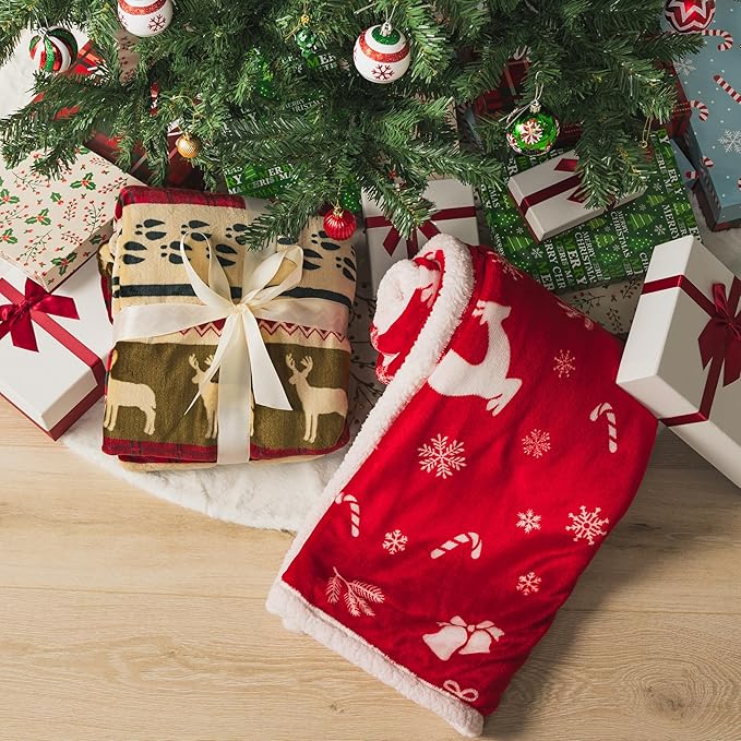 PAVILIA Premium Christmas Blanket Sherpa Fleece Throw Twin| Plush Christmas Decoration, Reindeer, Cozy Reversible Winter Holiday Cabin Blanket for Sofa Couch 60x80