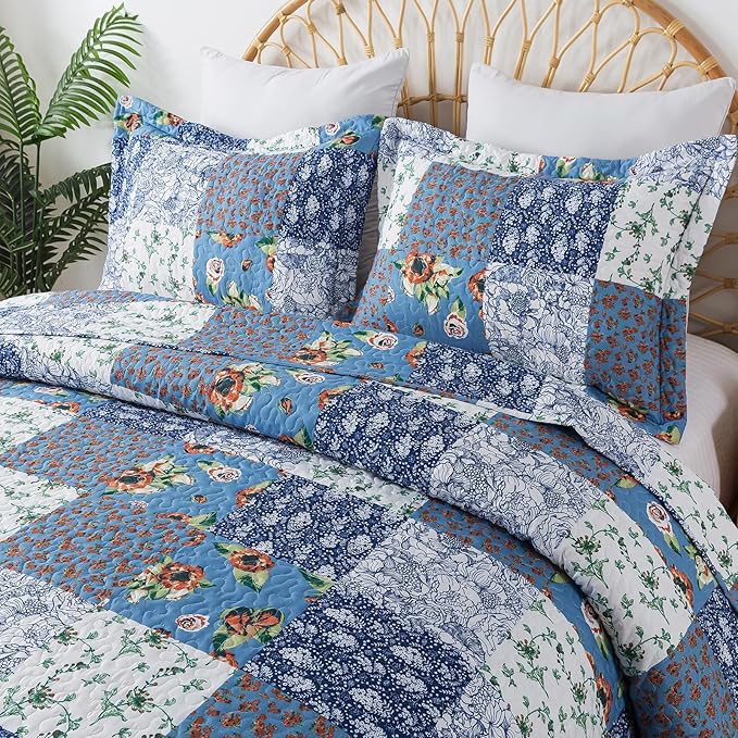 BEDIFANY Boho King Size Quilt Bedding Set - Lightweight Reversible Bedspreads King Size (98 x 106 inch) Coverlet Set with Flower Pattern - Plaid King Quilt Sets for Decorations, 3 Pieces