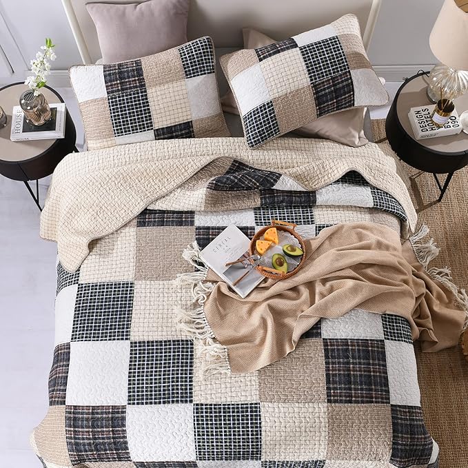 KALOOLA Patchwork King Quilt, 100% Cotton Lightweight King Size Bedspreads 3 Pieces, Tan Brown Beige King Quilt Bedding Set, Farmhouse Rustic Coverlet for All Season