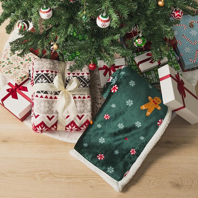 PAVILIA Premium Christmas Sherpa Throw Blanket | Christmas Decoration, Fleece, Plush, Warm, Cozy Reversible Microfiber Holiday Blanket 60x80