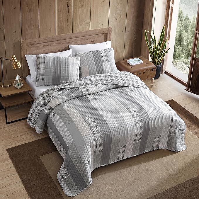 Eddie Bauer - Queen Quilt Set, Cotton Reversible Bedding with Matching Shams, Home Decor for All Seasons (Fairview Grey, Queen)