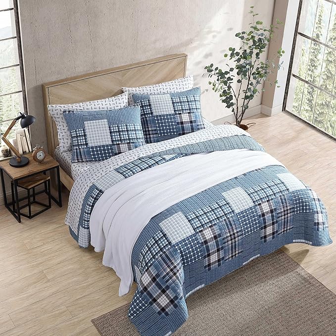 Eddie Bauer - King Quilt Set, Reversible Cotton Bedding with Matching Shams, Patchwork Plaid Bedding Set (Hawthorne Blue, King)