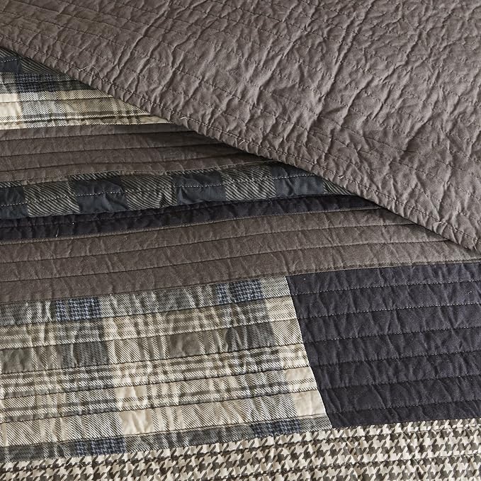Woolrich Winter Plains Reversible Quilt Set - Cottage Styling Reversed to Solid Color, All Season Lightweight Coverlet, Cozy Bedding Layer, Matching Shams, Oversized Full/Queen, Stripes Taupe 3 Piece