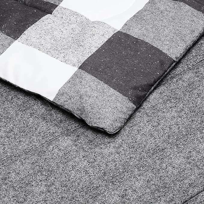 Amazon Basics Lightweight Microfiber Comforter Sets, 3-Pieces, Black/White, Checkerboard, King